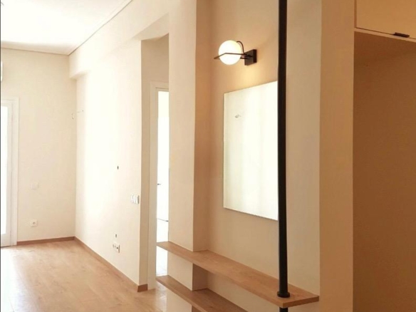 Apartment for sale in Kato Petralona