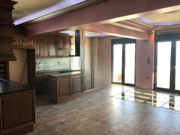 Apartment in Palaio Falairo