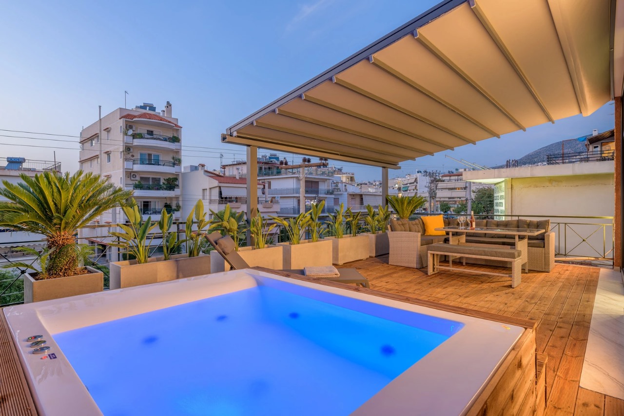 Apartment In Argiroupoli, Greece